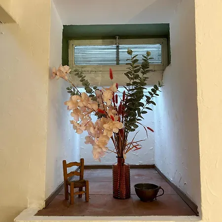 Apartment Traveler's Retreat In *