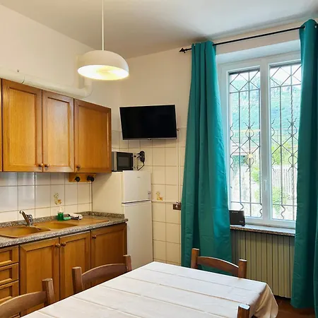 Apartment Traveler's Retreat In Lecco