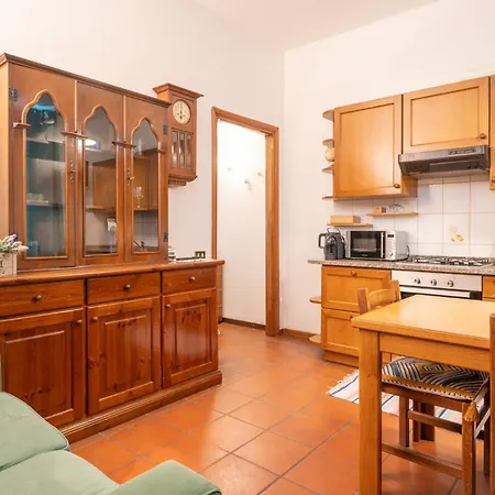 Apartment Traveler's Retreat In Lecco